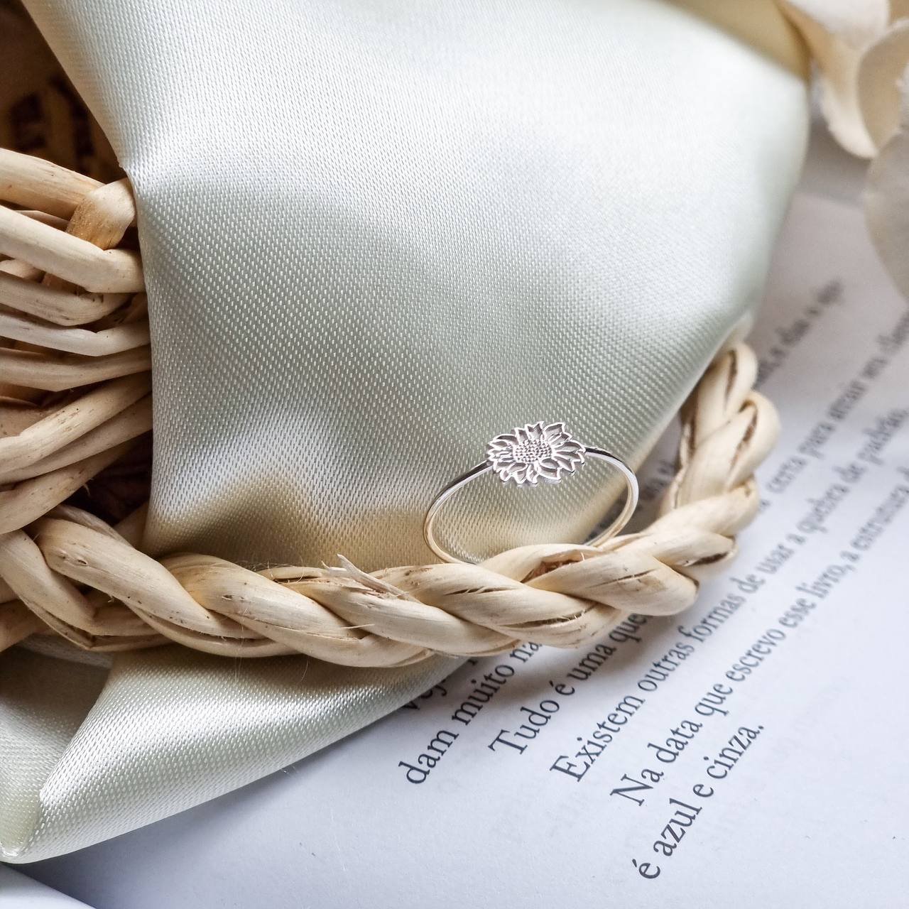 Anel de Prata Flor Girassol
