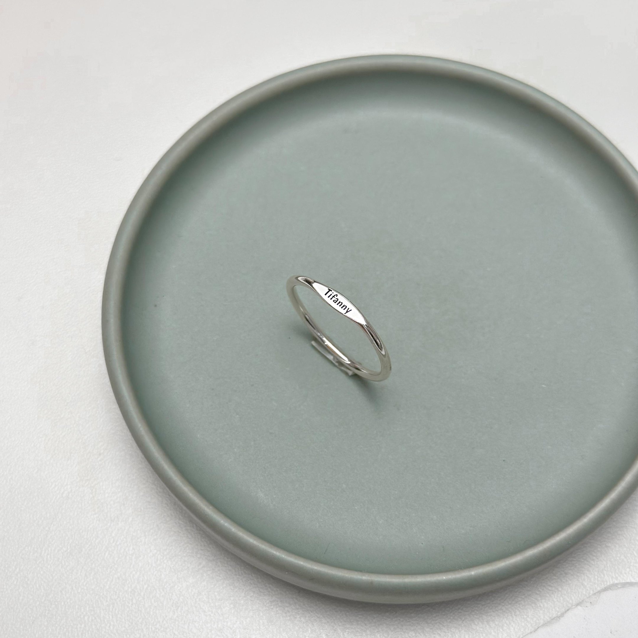 Anel de Prata Personalizável Reto Achatado