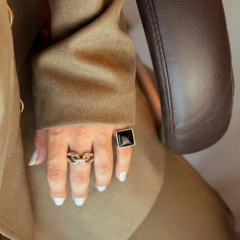 Anel de Prata Regulável Quadrado Pedra Natural