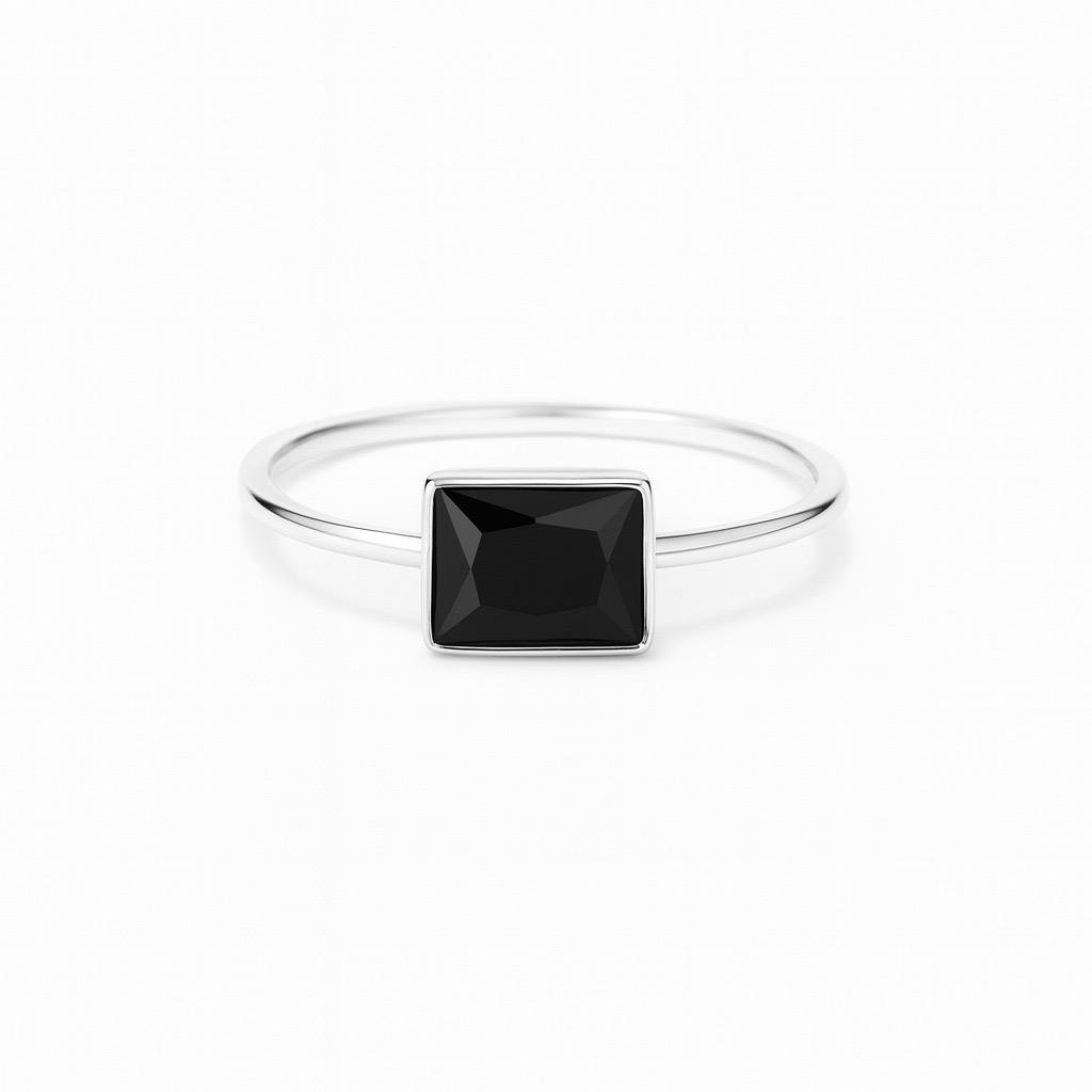 Anel de Prata Retangular Zirconia Preta