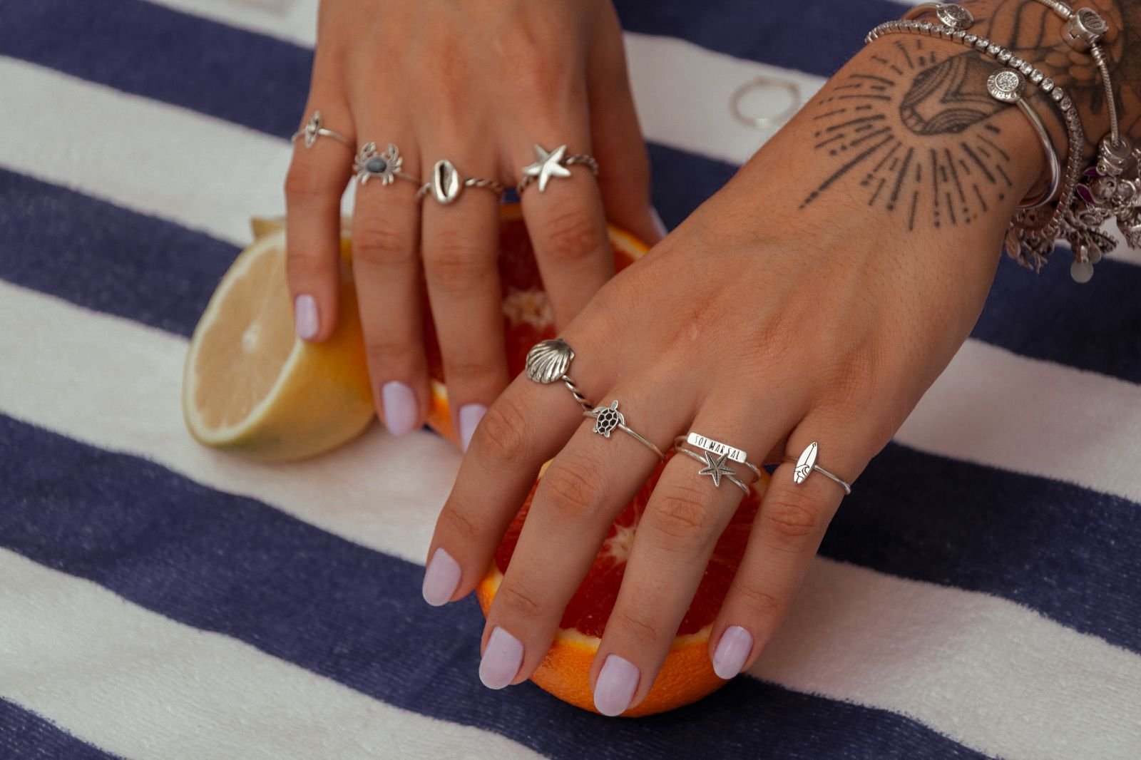 Anel de Prata Torcido Concha Estamparia