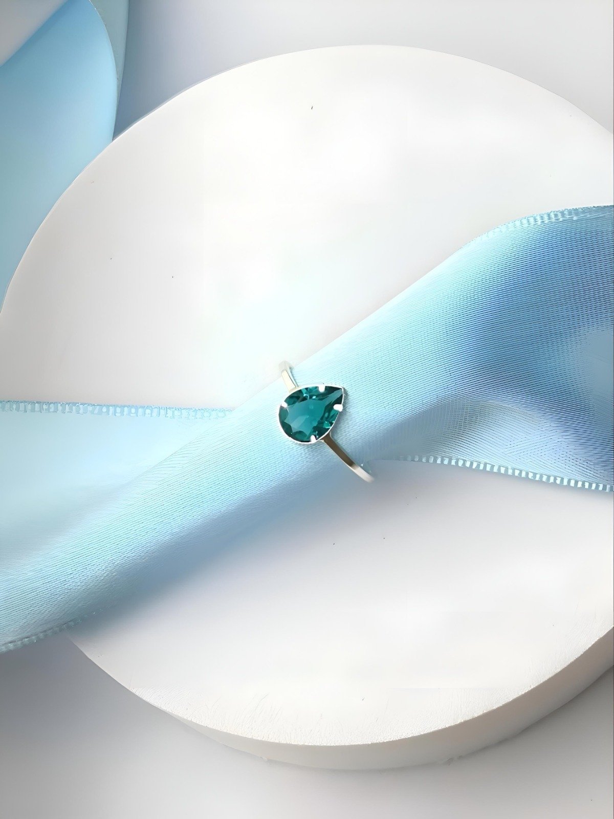 Anel de Prata Zircônia Gota Verde