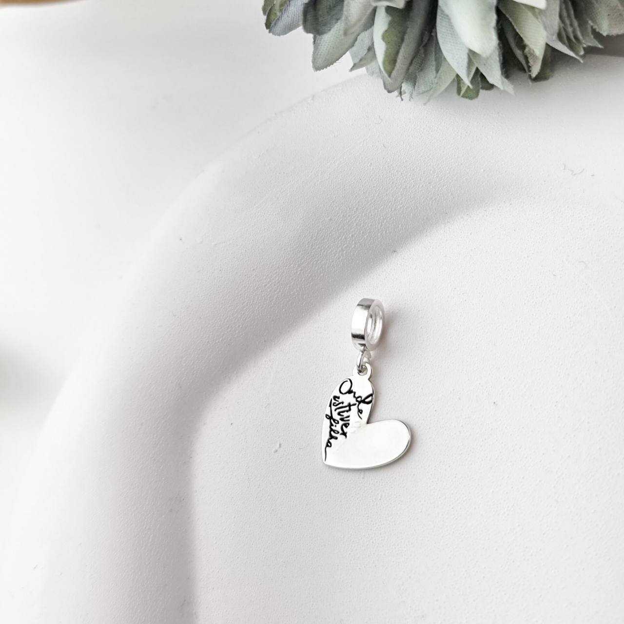 Berloque de Prata Coração Filha