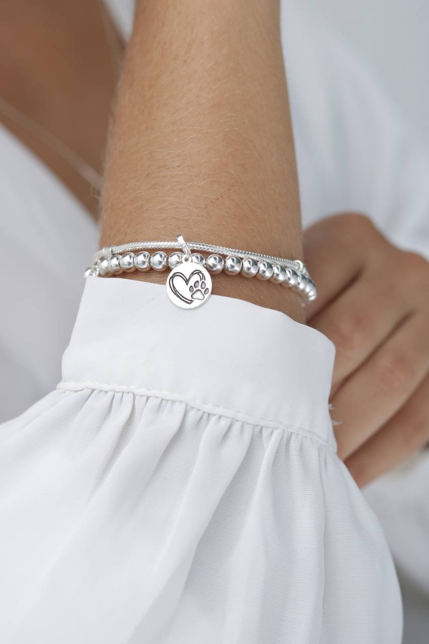 Berloque de Prata Medalha Coração Patinha