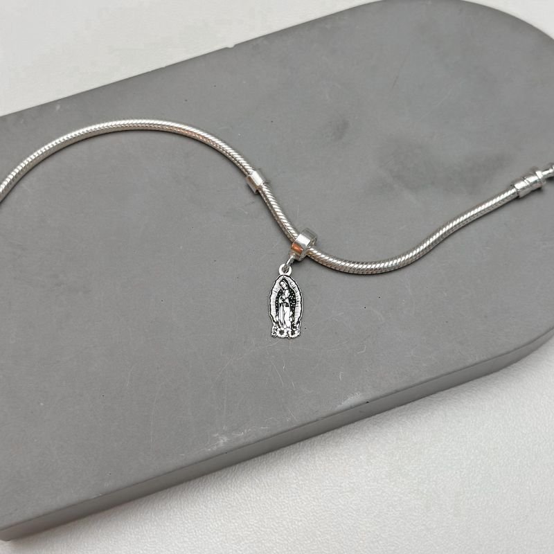 Berloque de Prata Nossa Senhora de Guadalupe Envelhecida