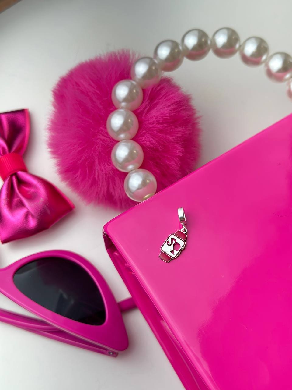 Berloque de Prata Relógio Barbie Smartwatch Resinado