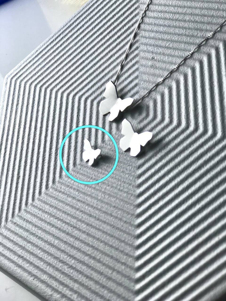 Colar de Prata Borboleta Origami P