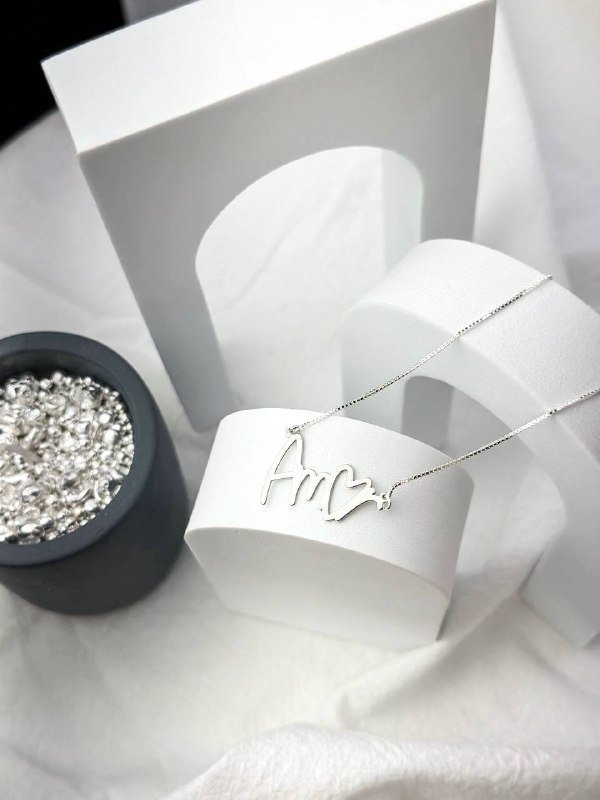 Colar de Prata Manuscrito Amor Coração
