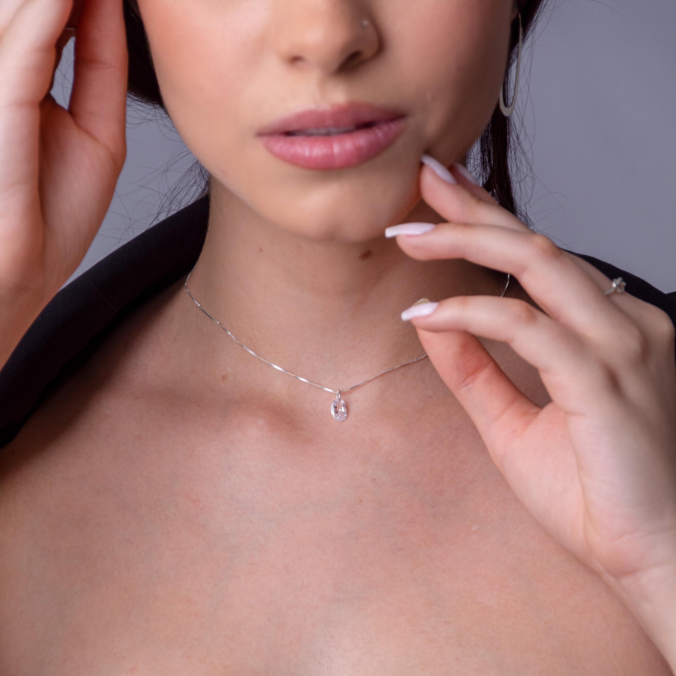 Colar Ponto de Luz Oval Cristal