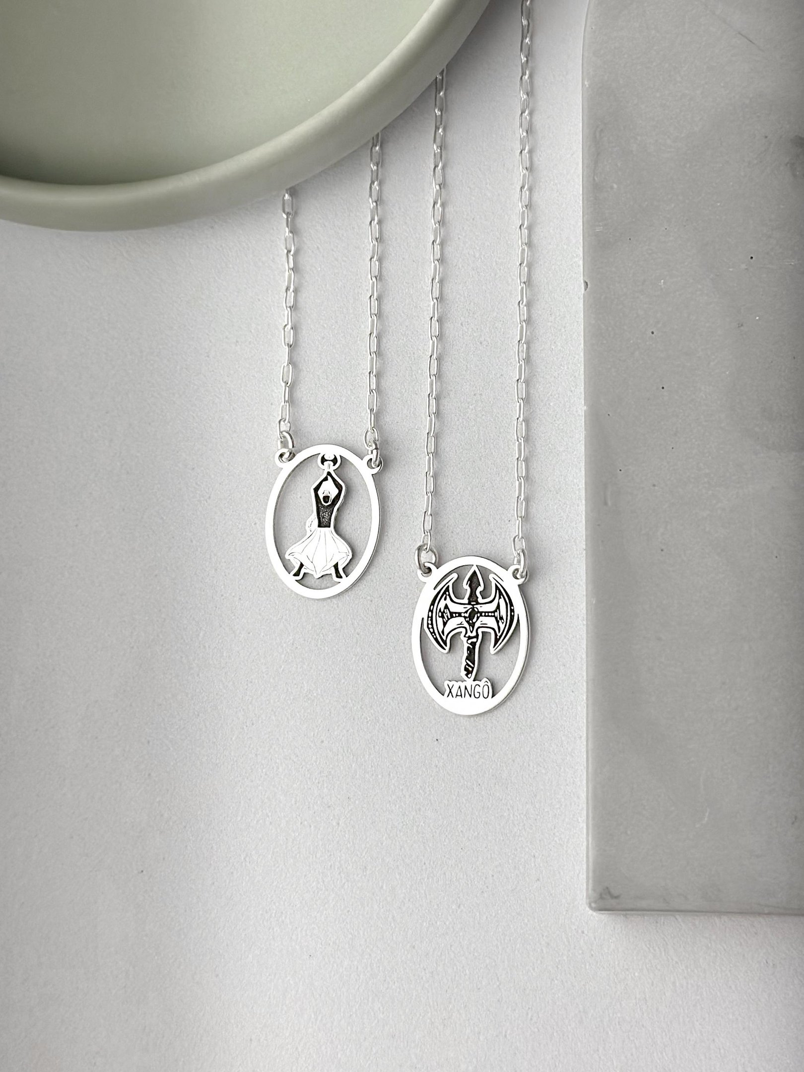 Escapulário de Prata Xangô Oval