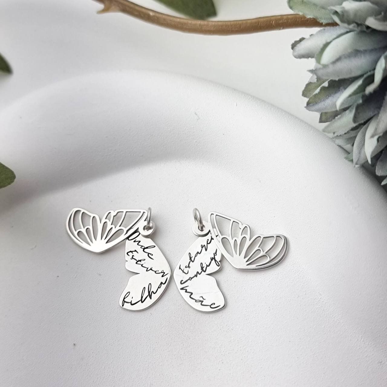 Pingente de Prata Borboleta Dupla Filha