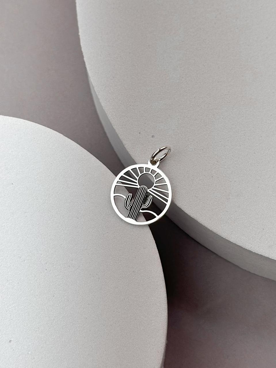Pingente de Prata Cacto Nascer do Sol Vazado