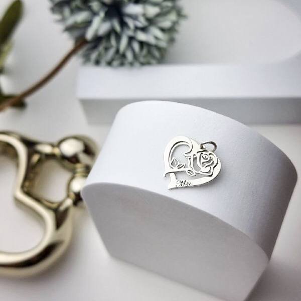 Pingente de Prata Coração Duplo Floral