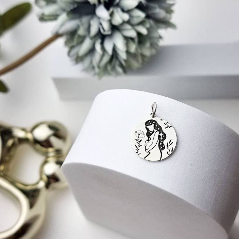 Pingente de Prata Medalha Gerando Amor