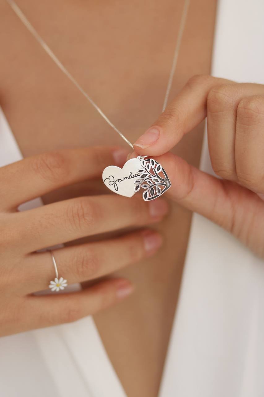 Pingente de Prata Patuá Coração Família Árvore da Vida