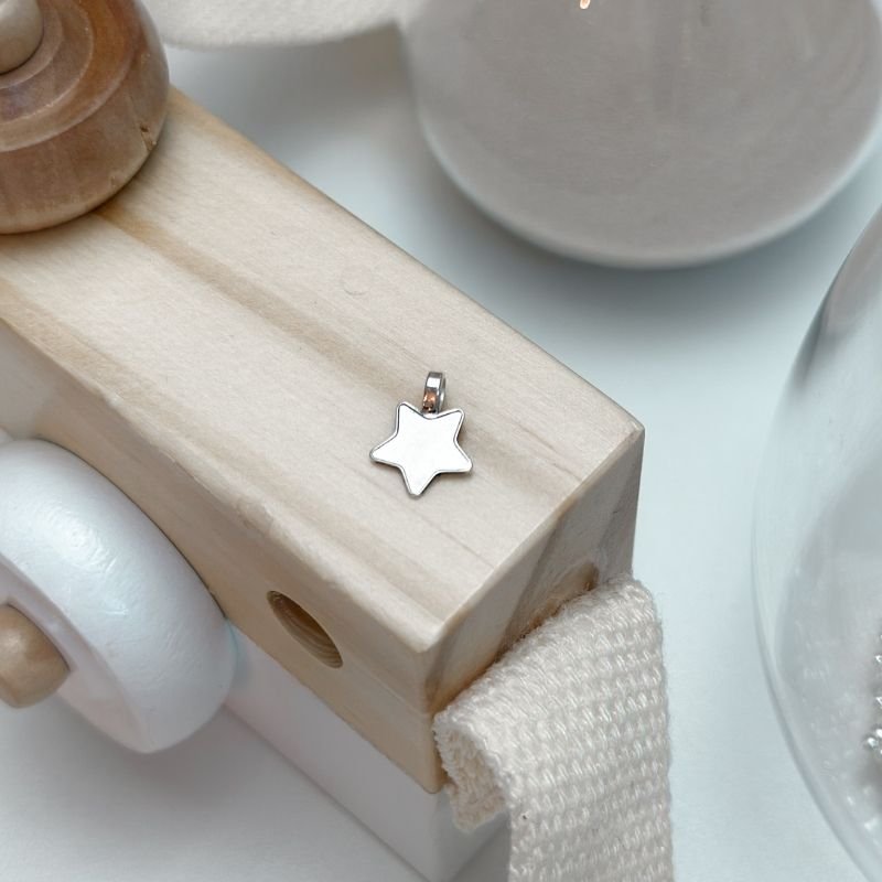 Pingente de Prata Patuá Estrela Liso Com Contra Argola