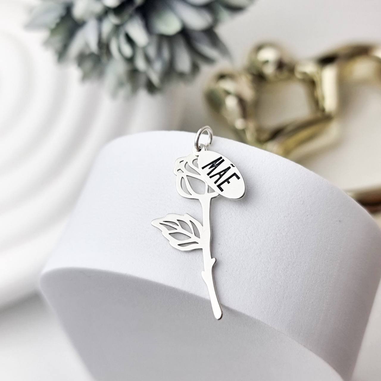 Pingente de Prata Patuá Rosa Caule Mãe