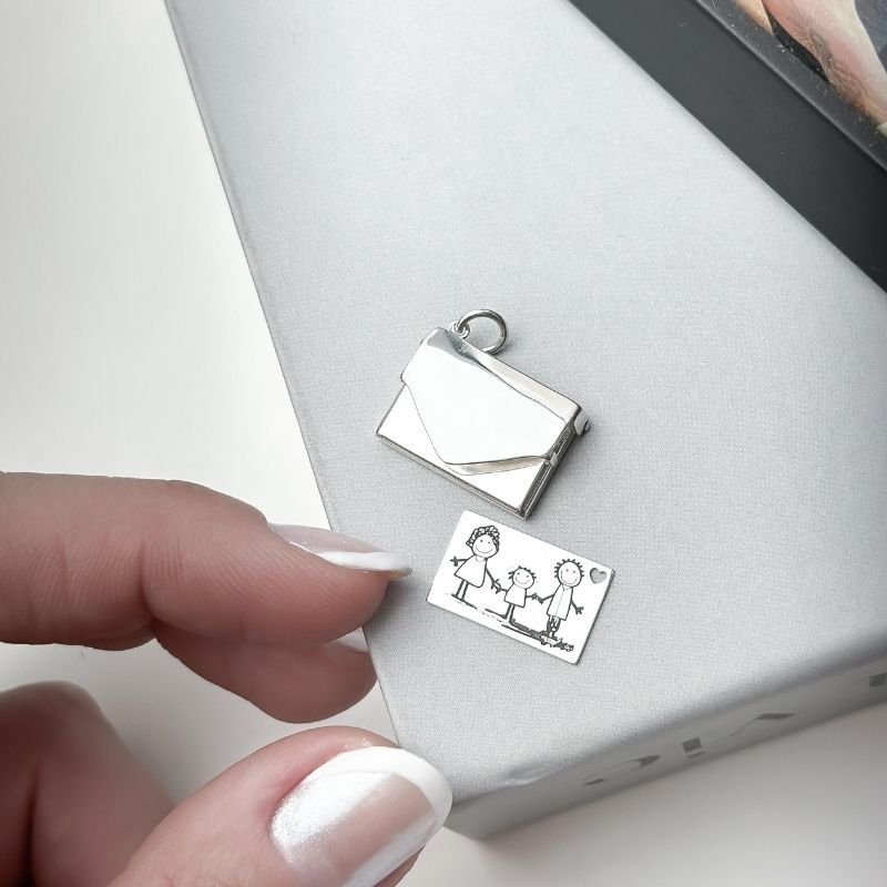 Pingente de Prata Personalizável Envelope Relicário Carta Desenho
