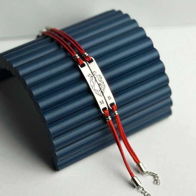 Pulseira Personalizável Placa Fio Vermelho Hipoalergênico